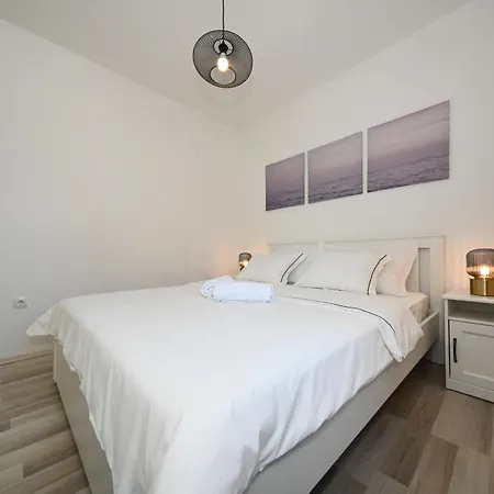 Apartament Just4us