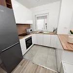 Just4us Apartman Zadar